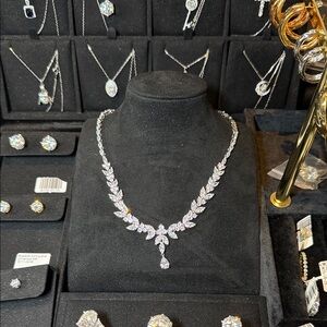 Classic  Moissanite Leaf Drop Necklace - Silver Tone